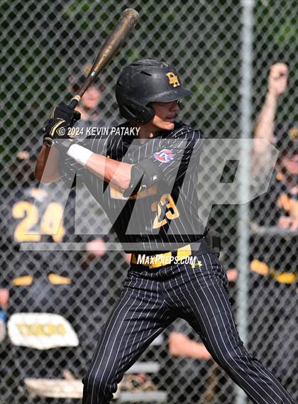 Thumbnail 2 in North Haven @ Daniel Hand (SCC Semifinal) photogallery.