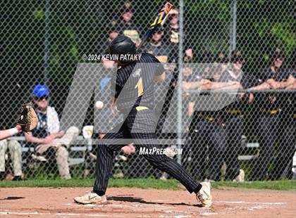 Thumbnail 2 in North Haven @ Daniel Hand (SCC Semifinal) photogallery.