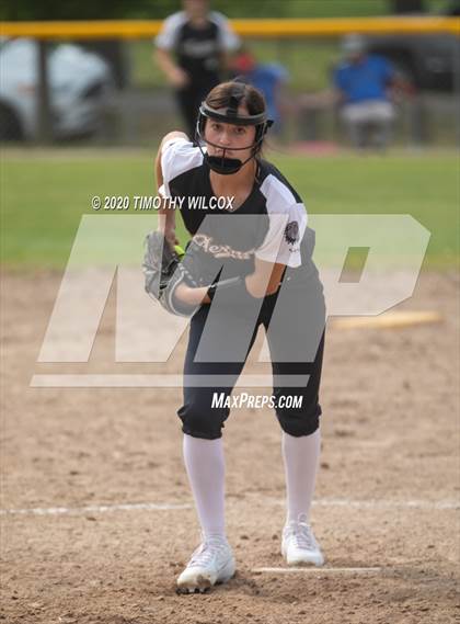 Thumbnail 2 in Gering vs Chadron (North Platte Softball Classic) photogallery.