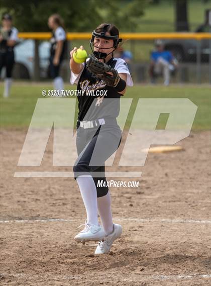 Thumbnail 3 in Gering vs Chadron (North Platte Softball Classic) photogallery.