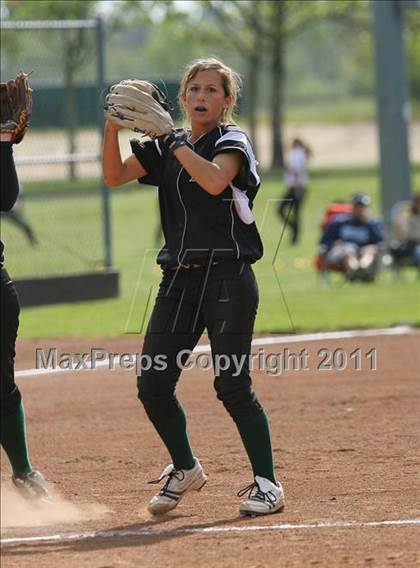 Thumbnail 3 in El Camino vs. Oakmont (Stephanie LeDoux Tournament) photogallery.