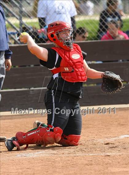 Thumbnail 3 in El Camino vs. Oakmont (Stephanie LeDoux Tournament) photogallery.