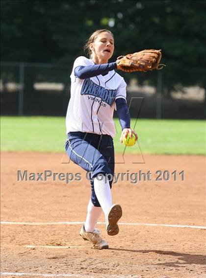 Thumbnail 3 in El Camino vs. Oakmont (Stephanie LeDoux Tournament) photogallery.