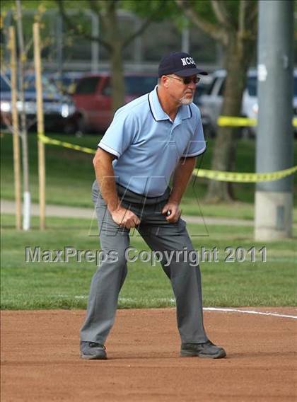 Thumbnail 2 in El Camino vs. Oakmont (Stephanie LeDoux Tournament) photogallery.