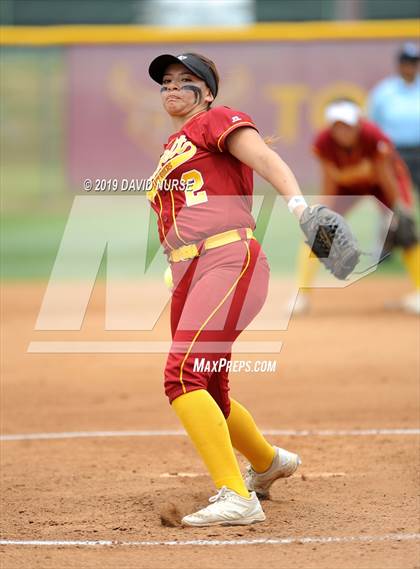 Thumbnail 2 in Roosevelt vs. Chavez (CIF LACS D1 Final) photogallery.