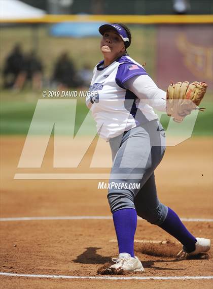 Thumbnail 3 in Roosevelt vs. Chavez (CIF LACS D1 Final) photogallery.