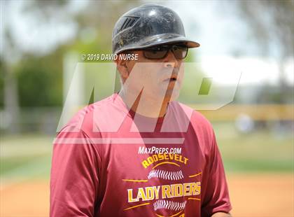 Thumbnail 1 in Roosevelt vs. Chavez (CIF LACS D1 Final) photogallery.