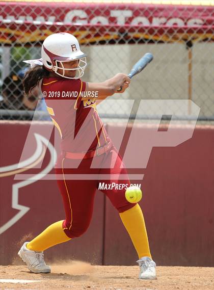 Thumbnail 1 in Roosevelt vs. Chavez (CIF LACS D1 Final) photogallery.