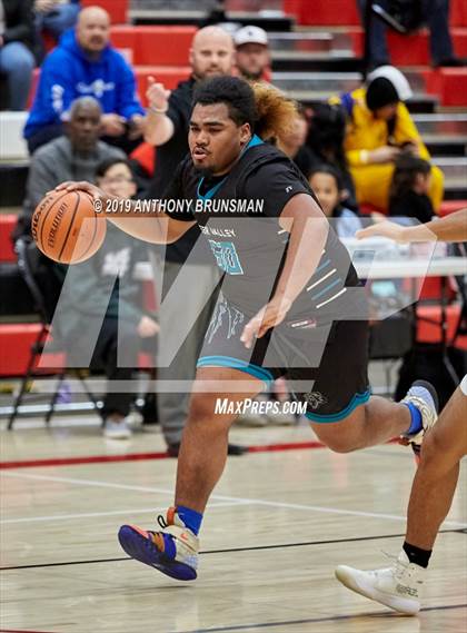 Thumbnail 1 in Kennedy vs Deer Valley (Cordova Christmas Classic) photogallery.