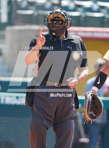 Thumbnail 3 in Chatsworth vs Roosevelt (CIF LACS Open Div Semi Final) photogallery.