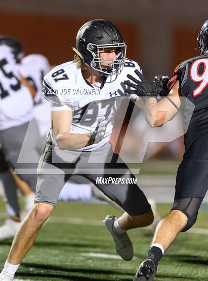 Thumbnail 2 in Clark vs Churchill photogallery.