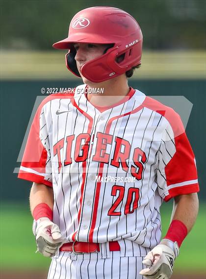 Thumbnail 1 in Katy vs Katy Taylor (Region 3-6A Quarterfinal) photogallery.