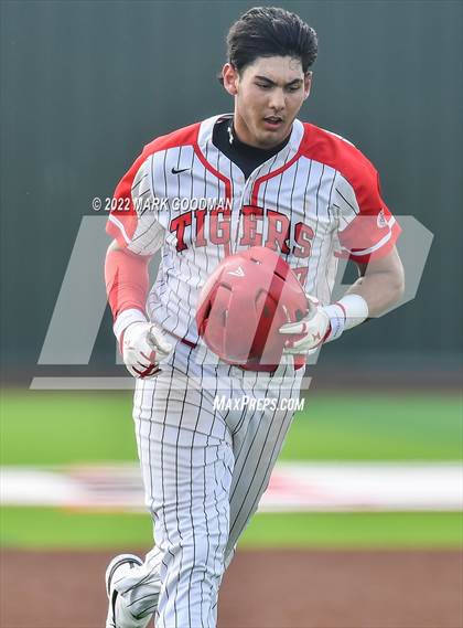 Thumbnail 1 in Katy vs Katy Taylor (Region 3-6A Quarterfinal) photogallery.