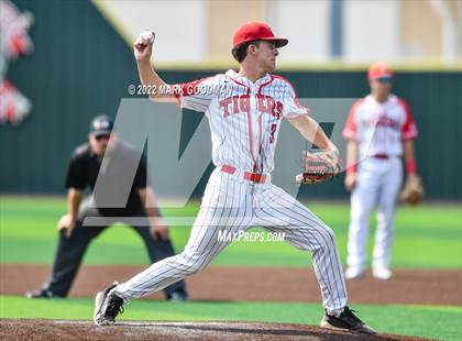 Thumbnail 3 in Katy vs Katy Taylor (Region 3-6A Quarterfinal) photogallery.