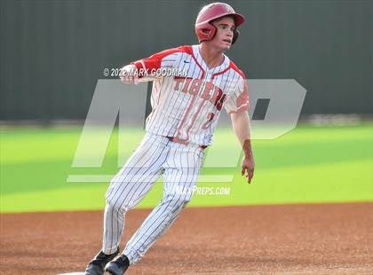 Thumbnail 1 in Katy vs Katy Taylor (Region 3-6A Quarterfinal) photogallery.
