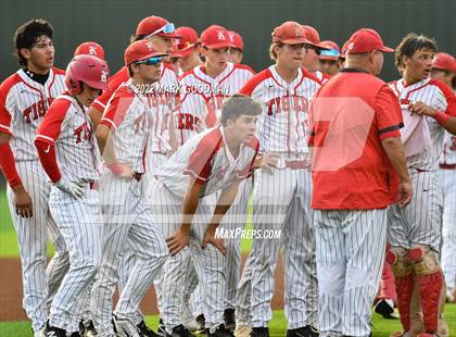 Thumbnail 2 in Katy vs Katy Taylor (Region 3-6A Quarterfinal) photogallery.