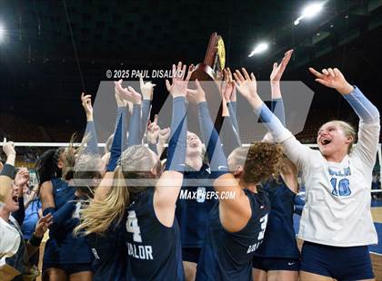 Thumbnail 1 in Valor Christian vs. Chaparral (CHSAA 5A State Final) photogallery.