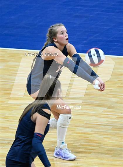 Thumbnail 1 in Valor Christian vs. Chaparral (CHSAA 5A State Final) photogallery.