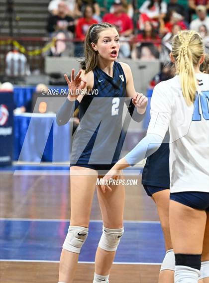 Thumbnail 2 in Valor Christian vs. Chaparral (CHSAA 5A State Final) photogallery.