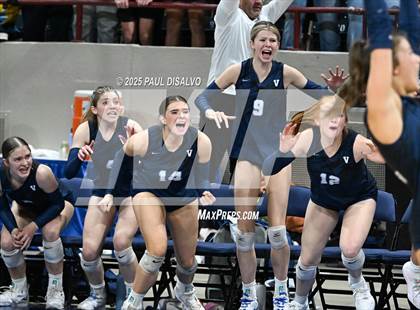 Thumbnail 2 in Valor Christian vs. Chaparral (CHSAA 5A State Final) photogallery.