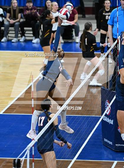 Thumbnail 1 in Valor Christian vs. Chaparral (CHSAA 5A State Final) photogallery.