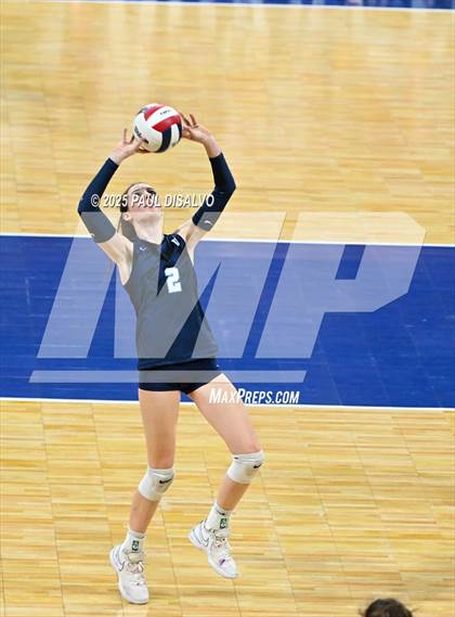 Thumbnail 2 in Valor Christian vs. Chaparral (CHSAA 5A State Final) photogallery.