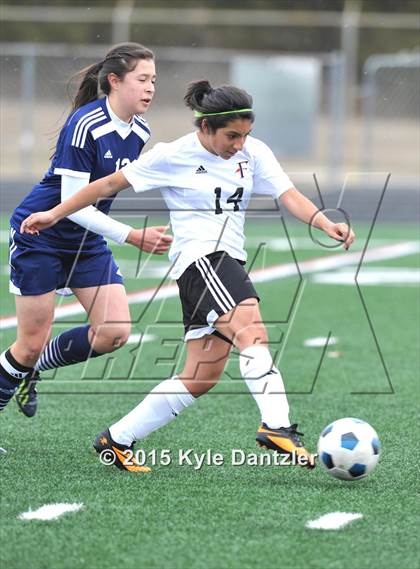 Thumbnail 1 in Ferris vs Paris (Bonham Tournament) photogallery.