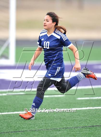 Thumbnail 3 in Ferris vs Paris (Bonham Tournament) photogallery.
