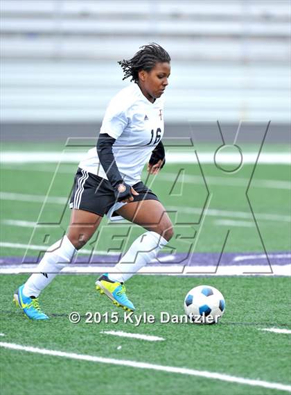 Thumbnail 3 in Ferris vs Paris (Bonham Tournament) photogallery.