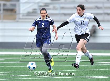 Thumbnail 1 in Ferris vs Paris (Bonham Tournament) photogallery.
