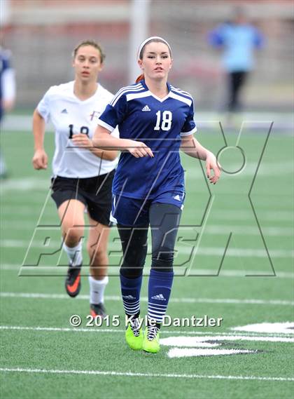 Thumbnail 1 in Ferris vs Paris (Bonham Tournament) photogallery.