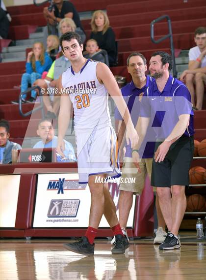 Thumbnail 2 in Palo Verde vs Issaquah (Rancho Mirage Holiday Invitational) photogallery.