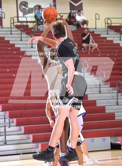 Thumbnail 2 in Palo Verde vs Issaquah (Rancho Mirage Holiday Invitational) photogallery.