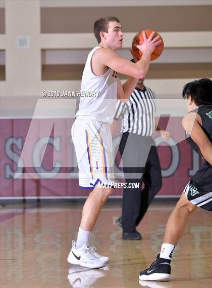 Thumbnail 3 in Palo Verde vs Issaquah (Rancho Mirage Holiday Invitational) photogallery.
