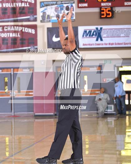 Thumbnail 3 in Palo Verde vs Issaquah (Rancho Mirage Holiday Invitational) photogallery.