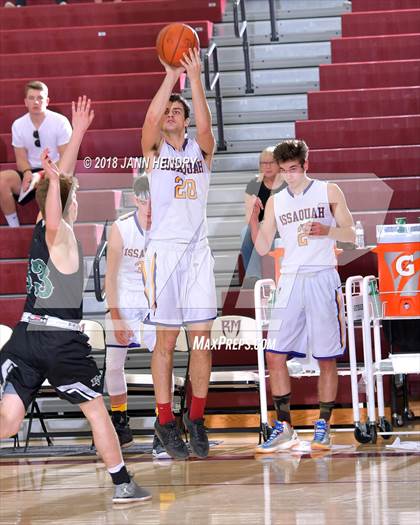 Thumbnail 2 in Palo Verde vs Issaquah (Rancho Mirage Holiday Invitational) photogallery.