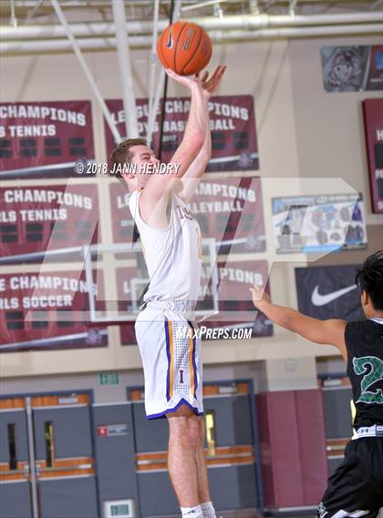 Thumbnail 2 in Palo Verde vs Issaquah (Rancho Mirage Holiday Invitational) photogallery.
