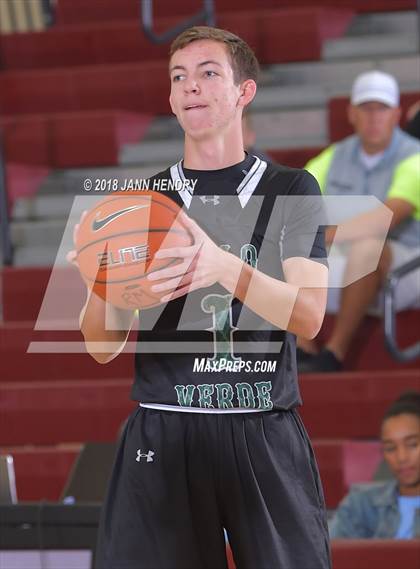 Thumbnail 3 in Palo Verde vs Issaquah (Rancho Mirage Holiday Invitational) photogallery.