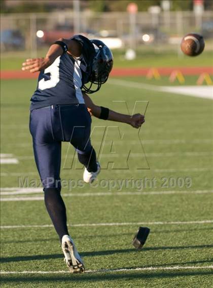 Thumbnail 2 in Steele @ Boerne-Champion photogallery.