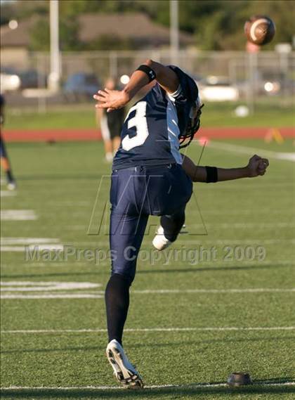 Thumbnail 1 in Steele @ Boerne-Champion photogallery.