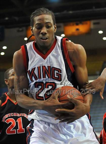 Thumbnail 2 in Westchester vs King (CIF SoCal D1 Final) photogallery.