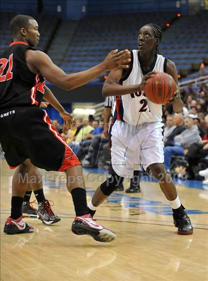Thumbnail 3 in Westchester vs King (CIF SoCal D1 Final) photogallery.