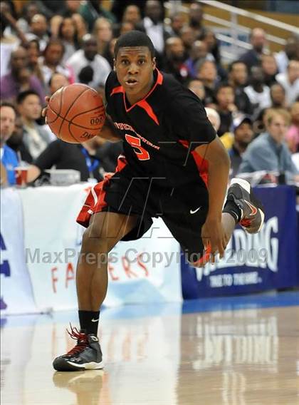 Thumbnail 2 in Westchester vs King (CIF SoCal D1 Final) photogallery.