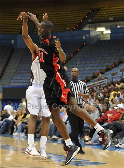 Thumbnail 1 in Westchester vs King (CIF SoCal D1 Final) photogallery.