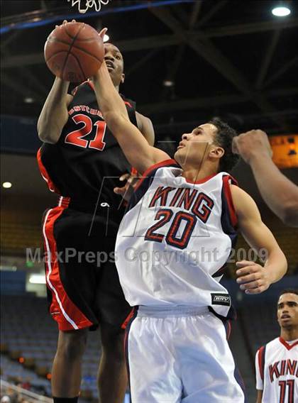 Thumbnail 3 in Westchester vs King (CIF SoCal D1 Final) photogallery.