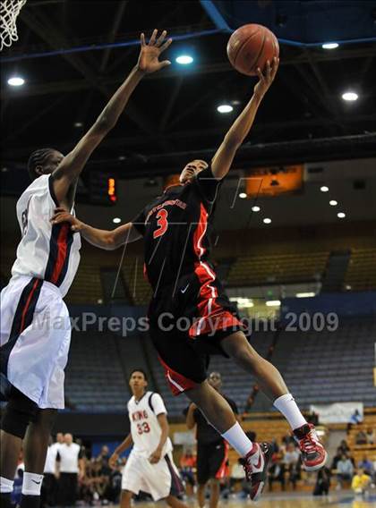 Thumbnail 3 in Westchester vs King (CIF SoCal D1 Final) photogallery.