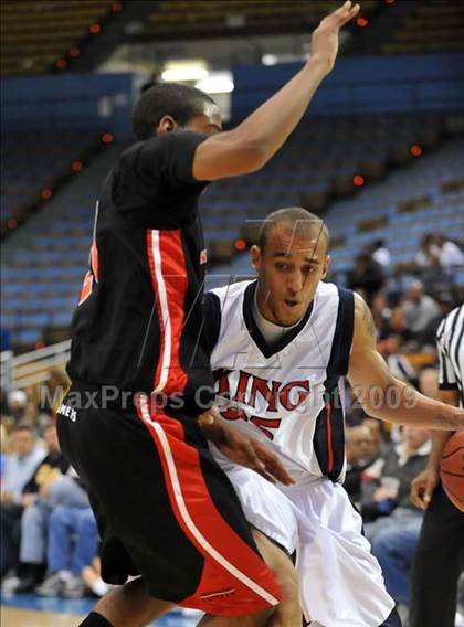 Thumbnail 3 in Westchester vs King (CIF SoCal D1 Final) photogallery.