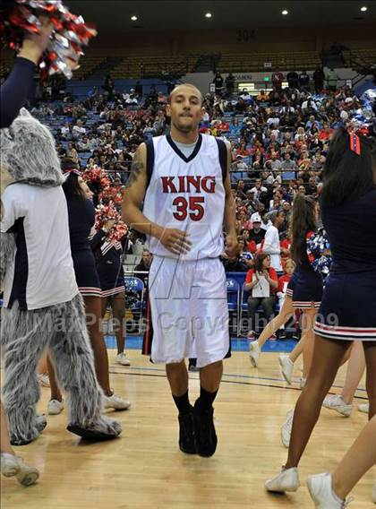 Thumbnail 1 in Westchester vs King (CIF SoCal D1 Final) photogallery.