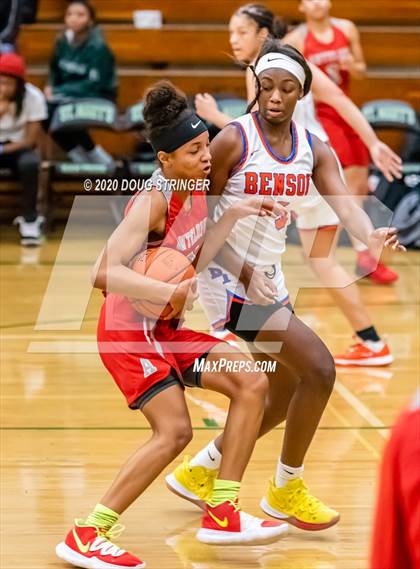 Thumbnail 3 in Antelope vs. Benson Tech (MLK Showcase) photogallery.