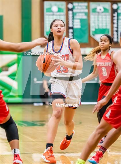 Thumbnail 2 in Antelope vs. Benson Tech (MLK Showcase) photogallery.